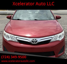 Used 2012 Toyota Camry LE image 1