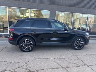 New 2025 Lincoln Corsair Reserve image 1