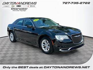 Used 2018 Chrysler 300 Touring image 1