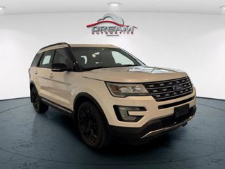 Used 2016 Ford Explorer XLT w/ Equipment Group 202A image 1