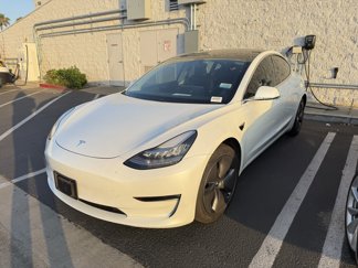 Used 2020 Tesla Model 3 Standard Range Plus image 1
