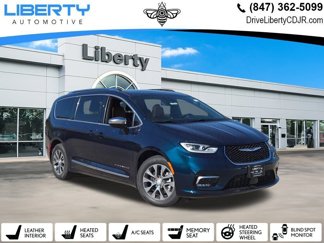 New 2025 Chrysler Pacifica Pinnacle image 1