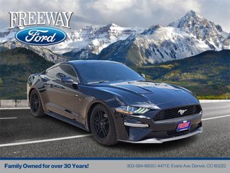 Used 2019 Ford Mustang Coupe image 1