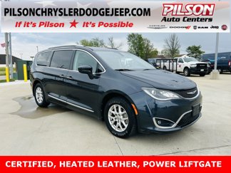 Used 2020 Chrysler Pacifica Touring-L image 1