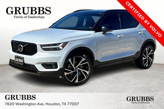 Certified 2022 Volvo XC40 T5 R-Design w/ Advanced Package image 1