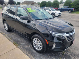 Used 2022 Chevrolet Equinox LT image 1