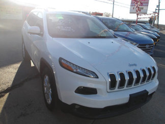 Used 2016 Jeep Cherokee Latitude w/ Safety/Convenience Group image 1