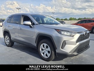 Used 2022 Toyota RAV4 LE image 1