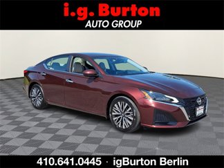 Used 2023 Nissan Altima 2.5 SV image 1