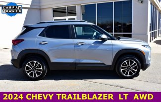 Used 2024 Chevrolet TrailBlazer LT image 1