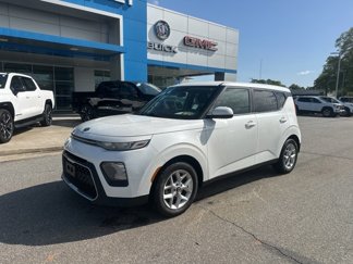 Used 2020 Kia Soul S image 1