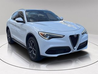 Used 2019 Alfa Romeo Stelvio Ti image 1