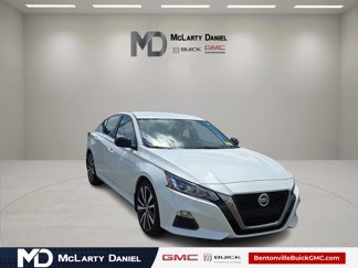 Used 2022 Nissan Altima 2.5 SR image 1