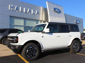 New 2024 Ford Bronco Outer Banks image 1