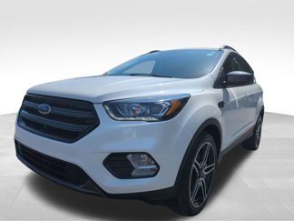 Used 2019 Ford Escape SEL image 1