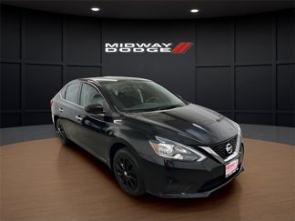 Used 2019 Nissan Sentra SV image 1