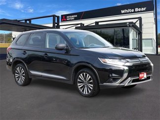 Used 2020 Mitsubishi Outlander ES image 1