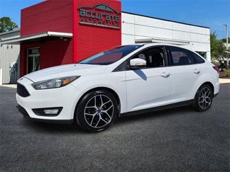 Used 2017 Ford Focus SEL image 1