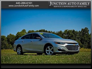Used 2021 Chevrolet Malibu LS image 1