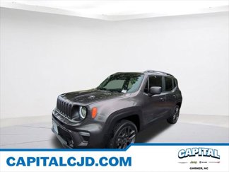 Certified 2021 Jeep Renegade Latitude w/ Trailer Tow Group image 1