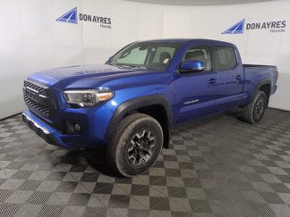 Used 2018 Toyota Tacoma TRD Off-Road image 1