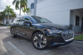 Used 2022 Audi e-tron Premium image 1