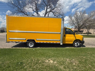 Used 2021 GMC Savana 3500 Extended w/ Power Convenience Package image 1