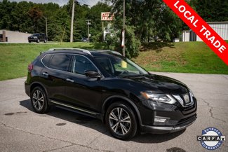 Used 2017 Nissan Rogue SL image 1