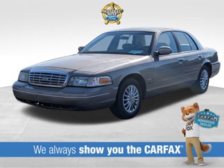 Used 2002 Ford Crown Victoria image 1
