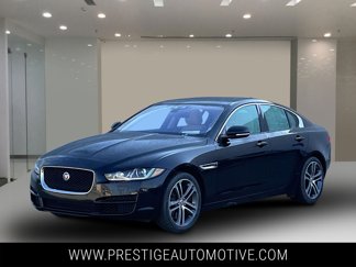Used 2017 Jaguar XE Premium image 1