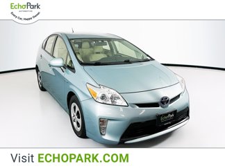 Used 2015 Toyota Prius Two image 1