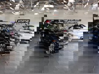 Used 2014 Porsche Cayenne Diesel Platinum Edition image 1