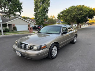 Used 2006 Ford Crown Victoria LX image 1
