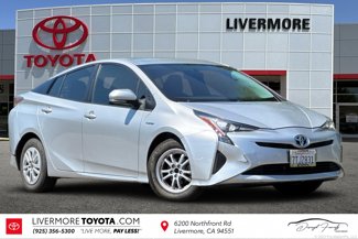 Used 2016 Toyota Prius Two image 1