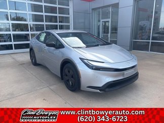 New 2025 Toyota Prius LE image 1