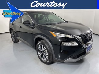 Used 2023 Nissan Rogue SV image 1