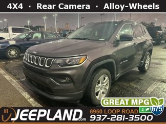 Used 2022 Jeep Compass Latitude video 1