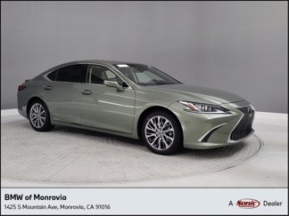 Used 2019 Lexus ES 300h image 1