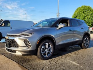 Used 2023 Chevrolet Blazer LT image 1