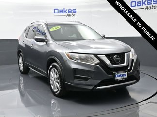 Used 2018 Nissan Rogue SV image 1