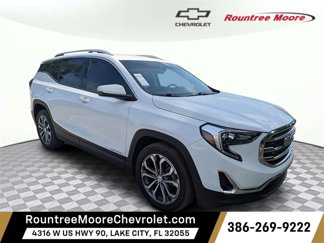 Used 2021 GMC Terrain SLT image 1