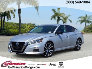 Used 2020 Nissan Altima 2.5 SR image 1