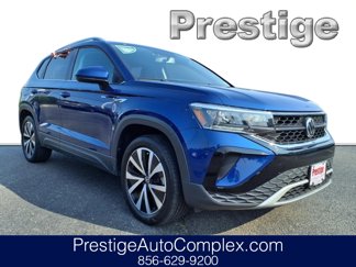 Used 2022 Volkswagen Taos SE image 1