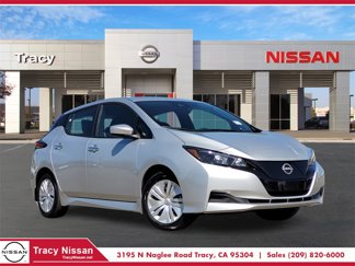New 2024 Nissan Leaf S image 1