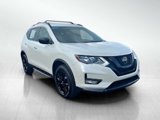 Used 2018 Nissan Rogue SV image 1