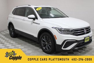 Used 2022 Volkswagen Tiguan SE image 1