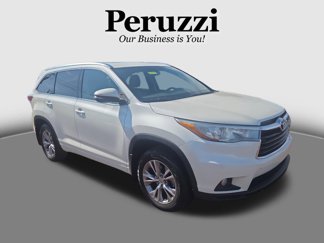 Used 2015 Toyota Highlander XLE image 1