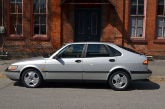 Used 1997 Saab 900 S image 1