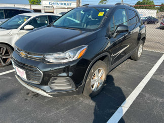 Used 2022 Chevrolet Trax LT w/ LT Convenience Package image 1