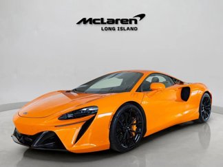 Used 2023 McLaren Artura image 1